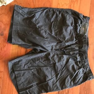 Men’s casual shorts